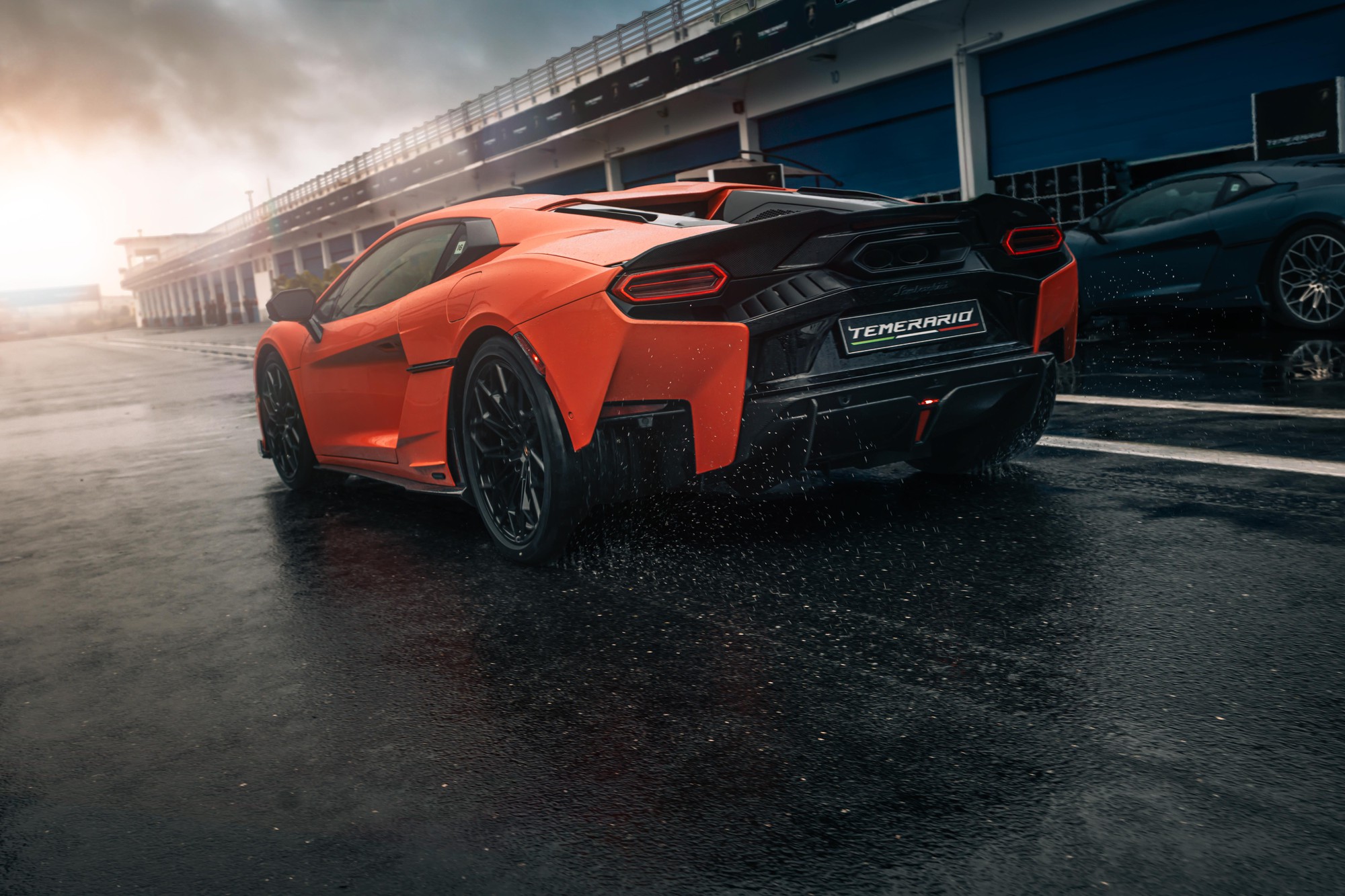 Lamborghini Temerario nhận đặt hàng tại Việt Nam: Giá từ gần 19,6 tỷ đồng, mạnh 907 mã lực, ra mắt ngay đầu năm sau- Ảnh 5. Lamborghini Temerario nhận đặt hàng tại Việt Nam: Giá từ gần 19,6 tỷ đồng, mạnh 907 mã lực, ra mắt ngay đầu năm sau- Ảnh 5.