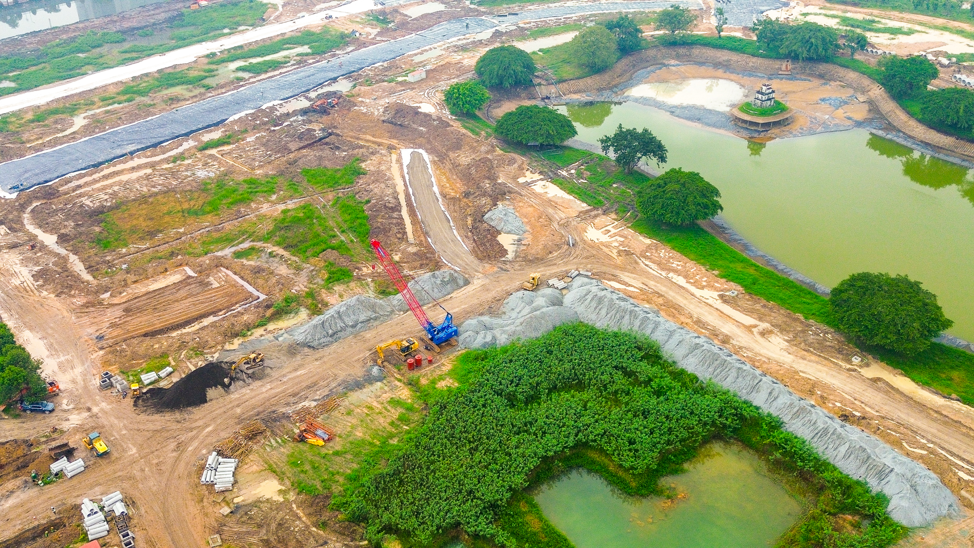Toàn cảnh dự án một tỷ USD "Hồ Gươm Xanh" bỏ hoang hơn 20 năm nay có diễn biến mới- Ảnh 7. Toàn cảnh dự án một tỷ USD "Hồ Gươm Xanh" bỏ hoang hơn 20 năm nay có diễn biến mới- Ảnh 7.