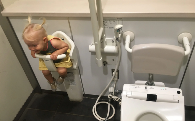 Khách Việt trầm trồ với 1 thứ trong nhà vệ sinh công cộng ở Nhật Bản, nhận xét: Khách Việt trầm trồ với 1 thứ trong nhà vệ sinh công cộng ở Nhật Bản, nhận xét: