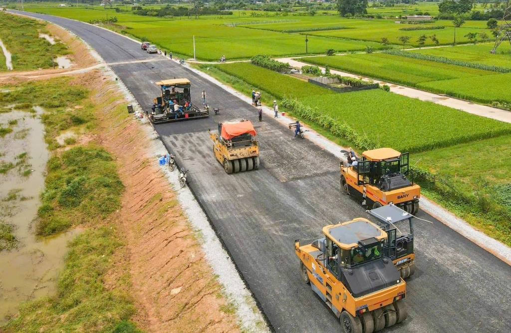 Hoàn thành 18 km đường song hành Vành đai 4 vào cuối năm nay- Ảnh 2.