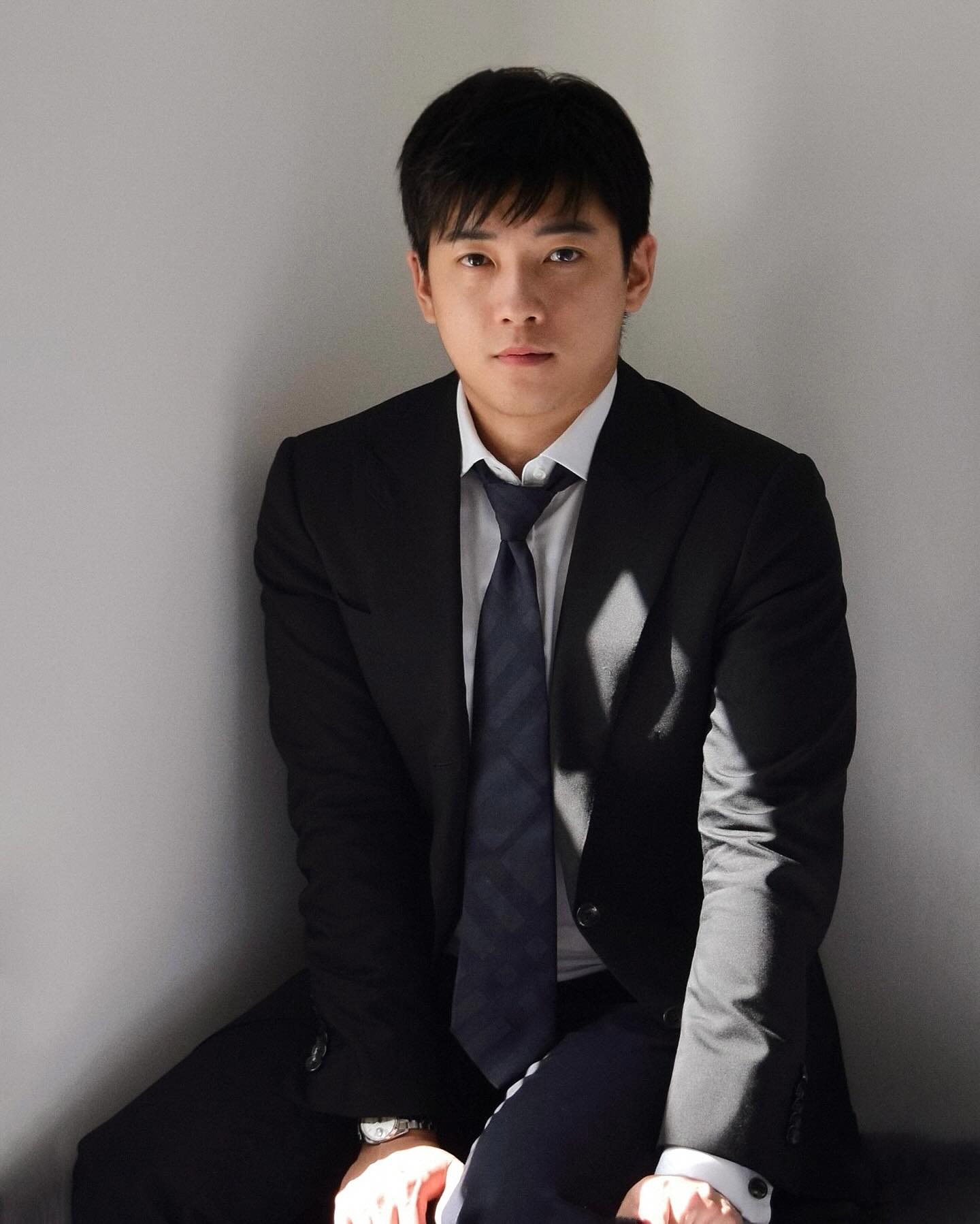 Chris Khoa Nguyễn - trai đẹp bị đồn "không có thật" bất ngờ tái xuất, đã kết hôn!!!- Ảnh 1. Chris Khoa Nguyễn - trai đẹp bị đồn "không có thật" bất ngờ tái xuất, đã kết hôn!!!- Ảnh 1.