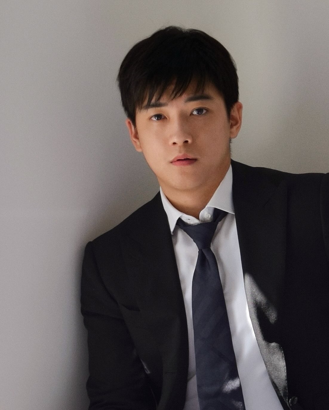 Chris Khoa Nguyễn - trai đẹp bị đồn "không có thật" bất ngờ tái xuất, đã kết hôn!!!- Ảnh 2. Chris Khoa Nguyễn - trai đẹp bị đồn "không có thật" bất ngờ tái xuất, đã kết hôn!!!- Ảnh 2.