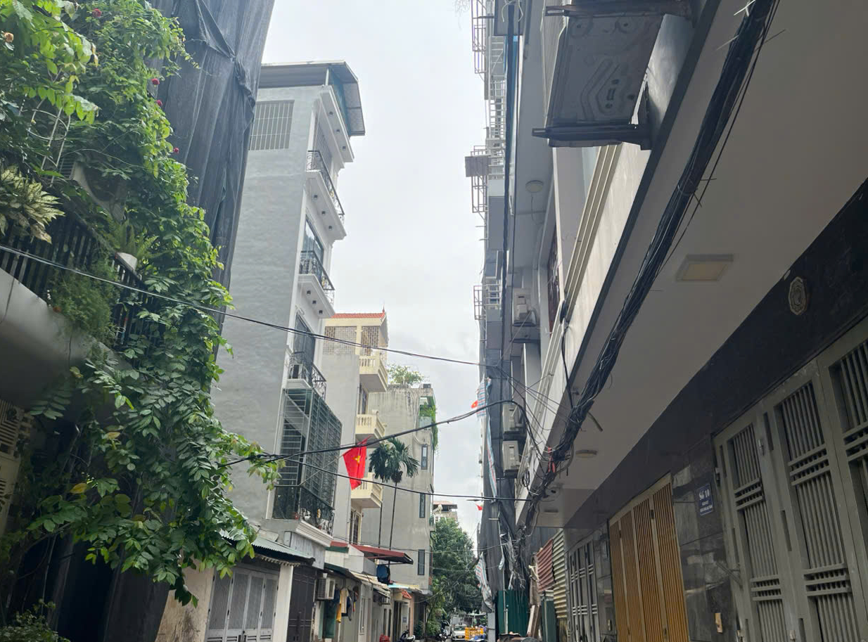 Mua căn nhà 8 tỷ đồng ở Hà Nội, sau 1 năm có khách trả giá 15 tỷ, chủ nhà sốc: "Không ngờ giá nhà tăng nhanh như vậy"- Ảnh 1. Mua căn nhà 8 tỷ đồng ở Hà Nội, sau 1 năm có khách trả giá 15 tỷ, chủ nhà sốc: