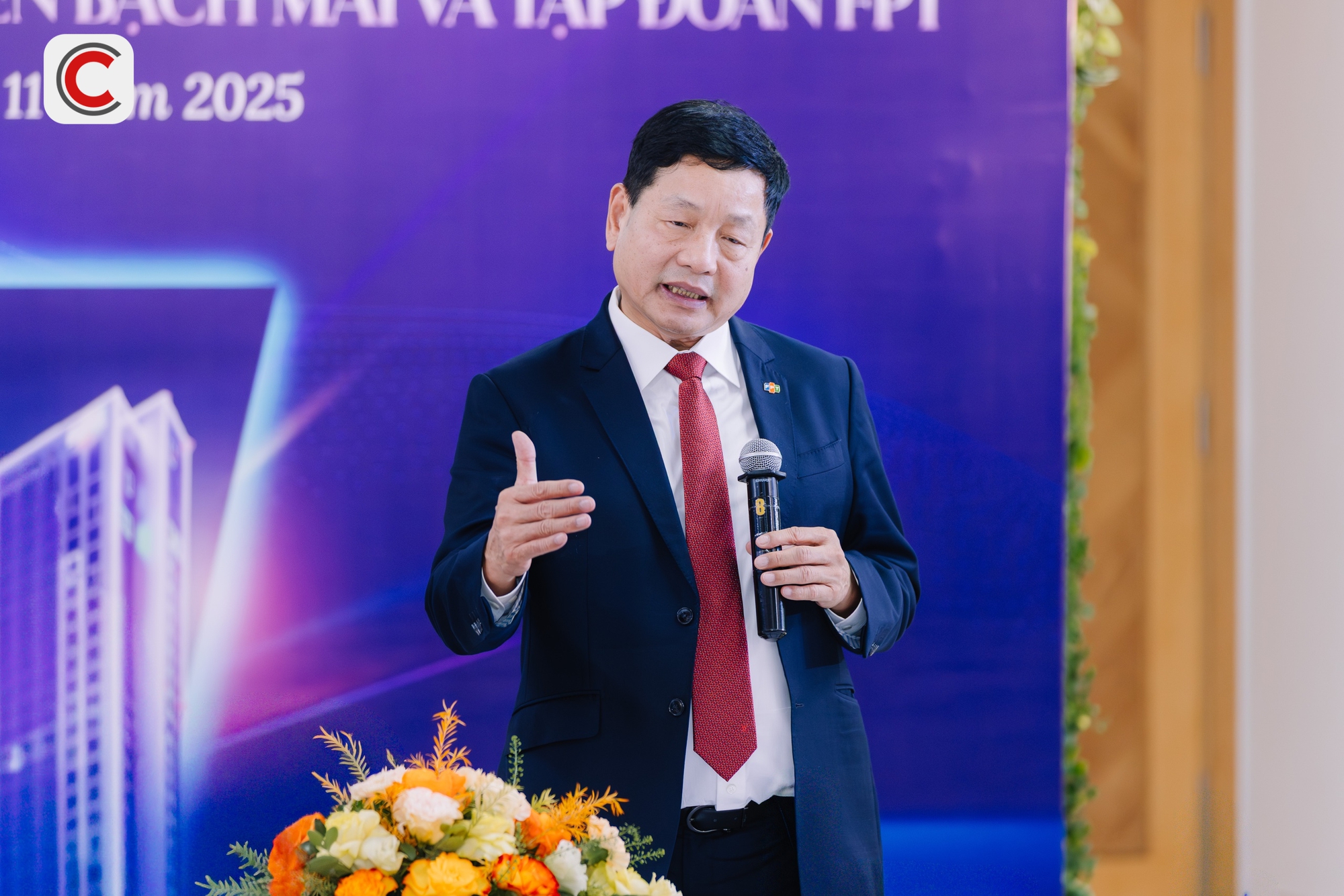 Tập đoàn FPT hợp tác với Bệnh viện 115 tuổi, chủ tịch Trương Gia Bình khẳng định: Y học và công nghệ tạo bước tiến mới cho quốc gia- Ảnh 1. Tập đoàn FPT hợp tác với Bệnh viện 115 tuổi, chủ tịch Trương Gia Bình khẳng định: Y học và công nghệ tạo bước tiến mới cho quốc gia- Ảnh 1.