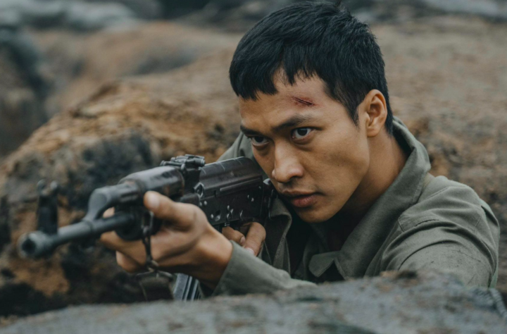 Diễn viên Mưa đỏ bật khóc khi tổ chức fanmeeting không bán được vé, hàng ghế trống nhan nhản- Ảnh 3. Diễn viên Mưa đỏ bật khóc khi tổ chức fanmeeting không bán được vé, hàng ghế trống nhan nhản- Ảnh 3.