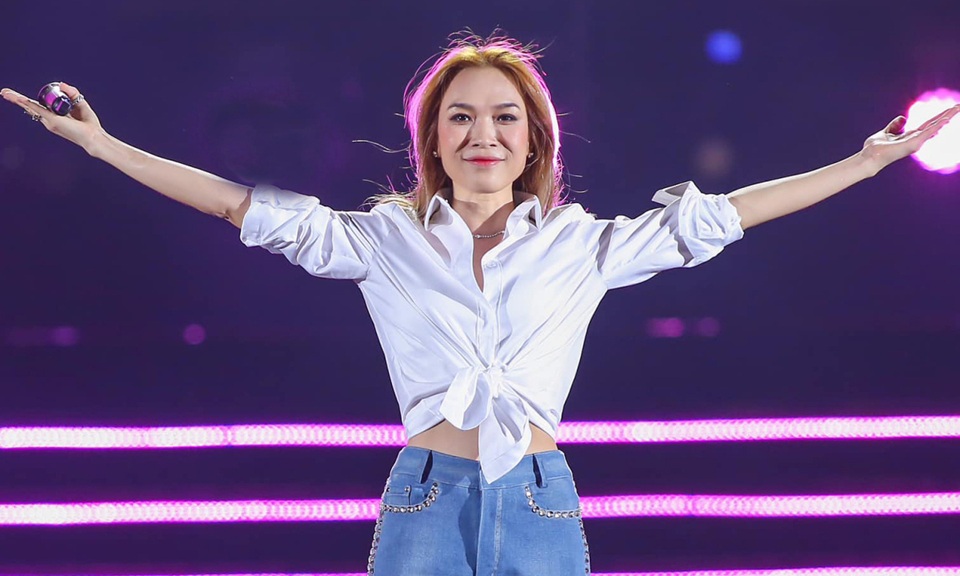 Nữ ca sĩ duy nhất trong lịch sử Việt Nam dám làm điều này tại Hà Nội- Ảnh 4.