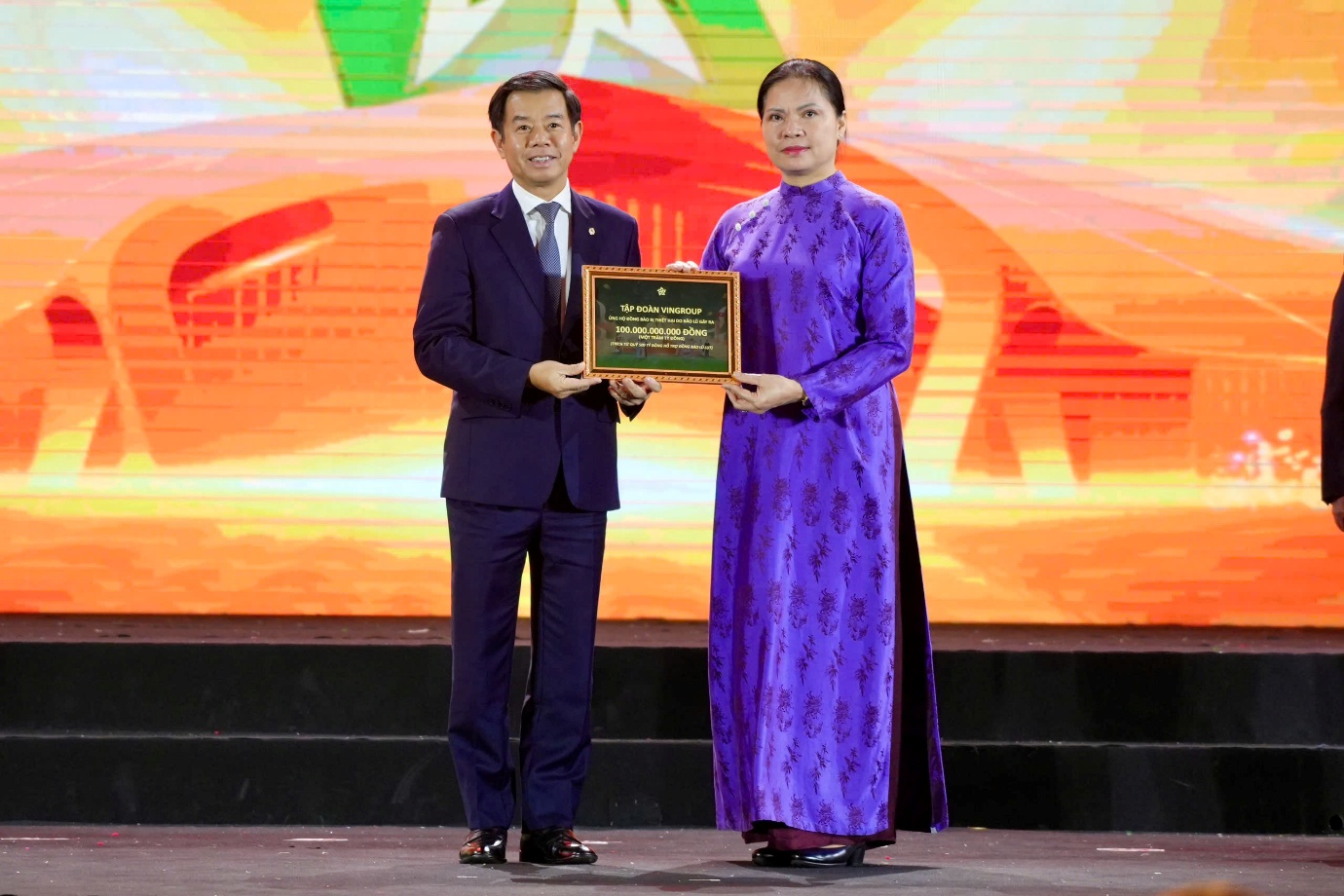 Hội chợ Mùa Thu lần thứ nhất - 2025: Đón hơn 1 triệu khách, 5.000 tỷ đồng giao dịch- Ảnh 3. Hội chợ Mùa Thu lần thứ nhất - 2025: Đón hơn 1 triệu khách, 5.000 tỷ đồng giao dịch- Ảnh 3.