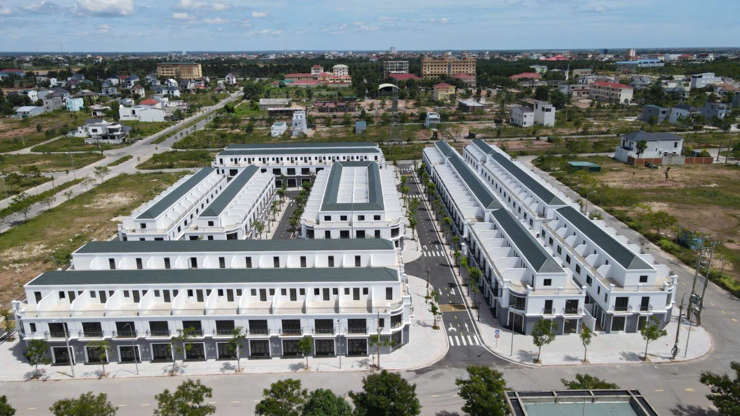 Bất ngờ giá bán nhà ở xã hội do Vingroup đầu tư tại Quảng Trị- Ảnh 1. Bất ngờ giá bán nhà ở xã hội do Vingroup đầu tư tại Quảng Trị- Ảnh 1.