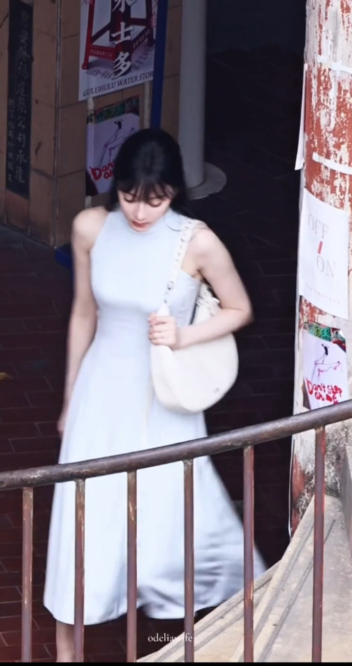 Mỹ nhân đẹp đến mức bị cả nước cấm đóng vai nghèo: Visual tuyệt đỉnh trần gian, có làm ăn mày vẫn sang- Ảnh 1.