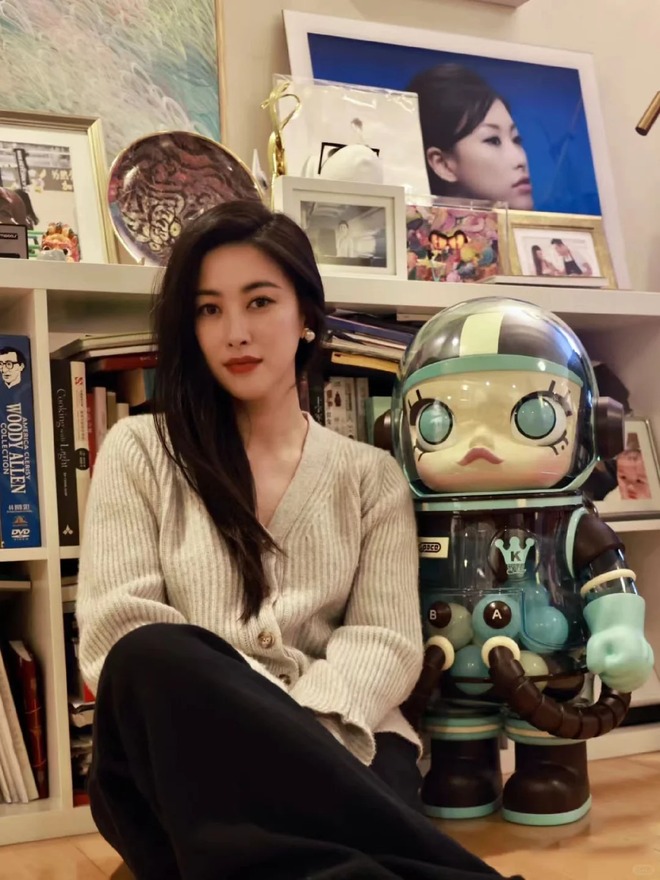 "Công chúa Bắc Kinh" khiến 1,4 tỷ dân Trung say đắm- Ảnh 9. "Công chúa Bắc Kinh" khiến 1,4 tỷ dân Trung say đắm- Ảnh 9.