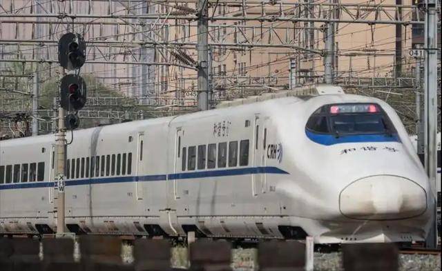 Chuyên gia Đức khen đường sắt cao tốc của Nhật Bản ổn, Pháp xuất sắc, chỉ có Trung Quốc sử dụng 4 từ này- Ảnh 1. Chuyên gia Đức khen đường sắt cao tốc của Nhật Bản ổn, Pháp xuất sắc, chỉ có Trung Quốc sử dụng 4 từ này- Ảnh 1.