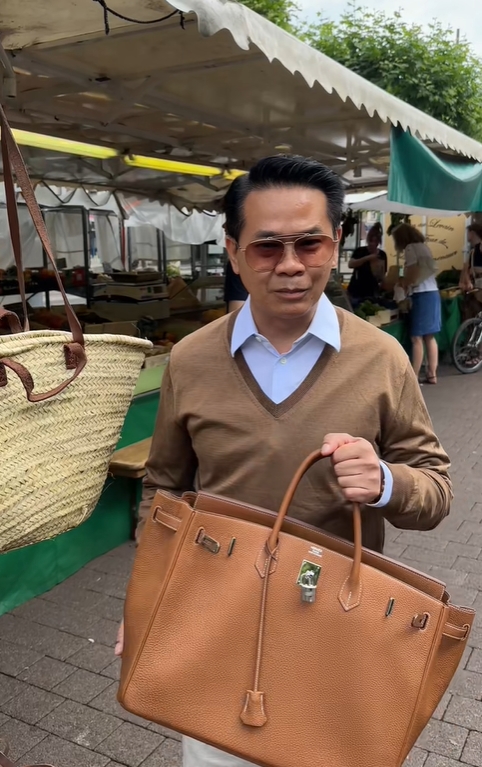 Thái Công lại vướng phải ồn ào túi hiệu tiền tỷ- Ảnh 3. Thái Công lại vướng phải ồn ào túi hiệu tiền tỷ- Ảnh 3.