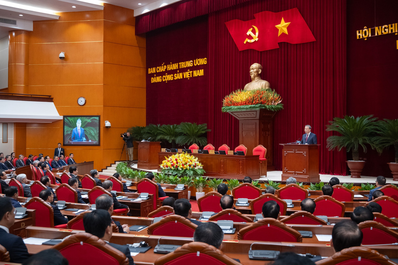 Thông qua Nghị quyết Hội nghị Trung ương 14- Ảnh 1.