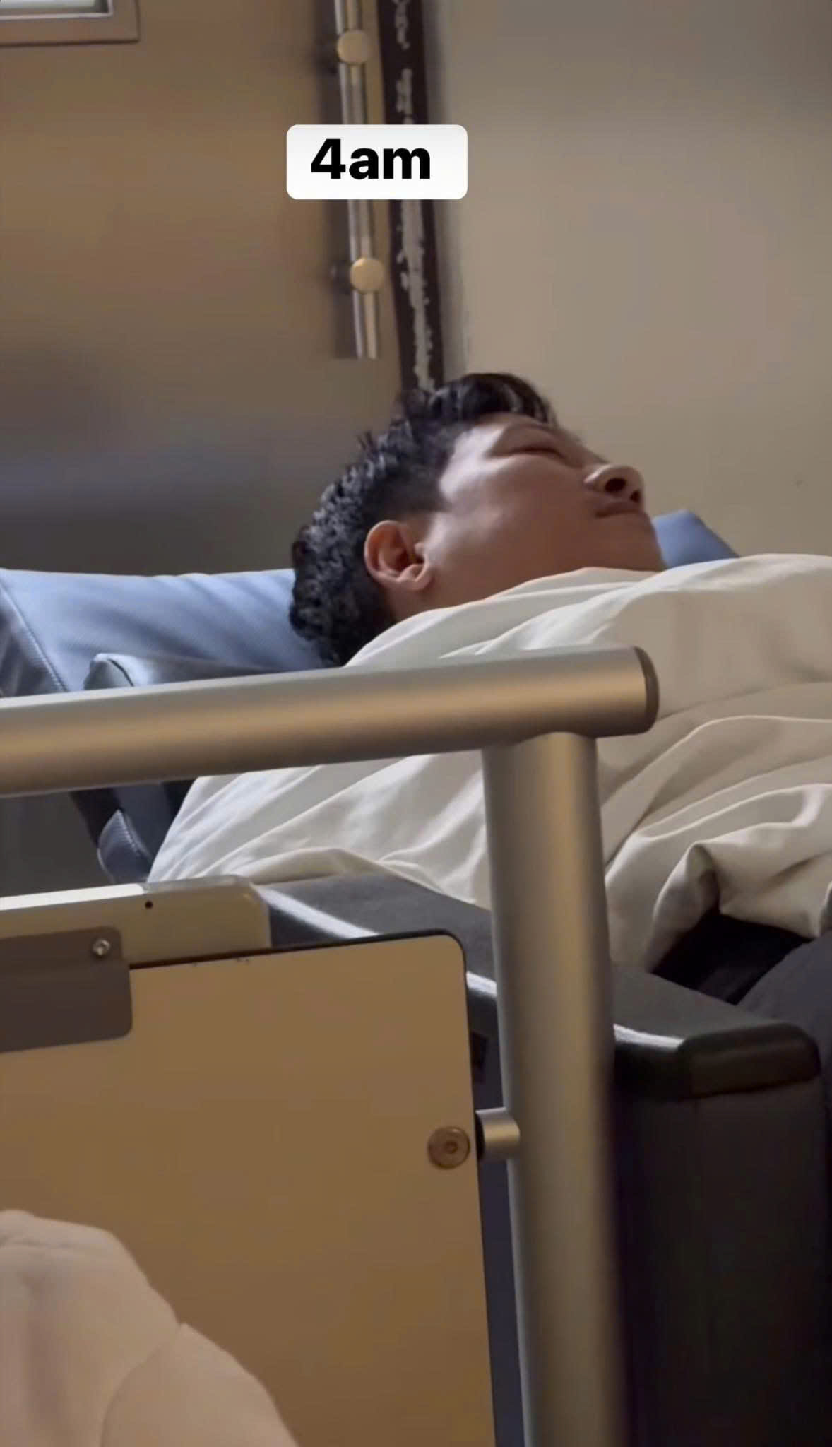 Nhã Phương nhập viện khi đang bầu lần 3- Ảnh 2.