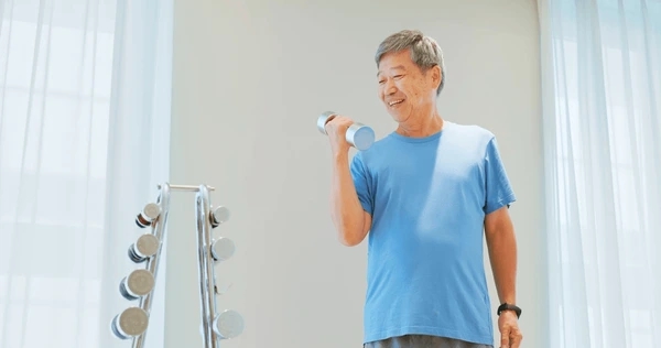 Sau 50 tuổi, đây là bộ môn tốt nhất để sống khỏe, kéo dài tuổi thọ nhưng ít ai biết: Không phải đi bộ hay cầu lông- Ảnh 3. Sau 50 tuổi, đây là bộ môn tốt nhất để sống khỏe, kéo dài tuổi thọ nhưng ít ai biết: Không phải đi bộ hay cầu lông- Ảnh 3.