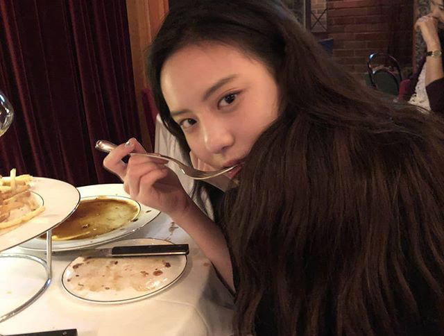 Đang ăn mà cảm nhận được 6 thứ này phải lên lịch đi khám ngay hôm sau: Đủ loại ung thư đã đến!- Ảnh 3. Đang ăn mà cảm nhận được 6 thứ này phải lên lịch đi khám ngay hôm sau: Đủ loại ung thư đã đến!- Ảnh 3.