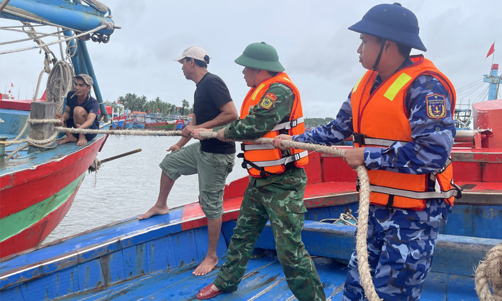 Bão số 13 giật cấp 15 đã đổ bộ vào Việt Nam, Chủ tịch tỉnh Gia Lai: Bão số 13 giật cấp 15 đã đổ bộ vào Việt Nam, Chủ tịch tỉnh Gia Lai: