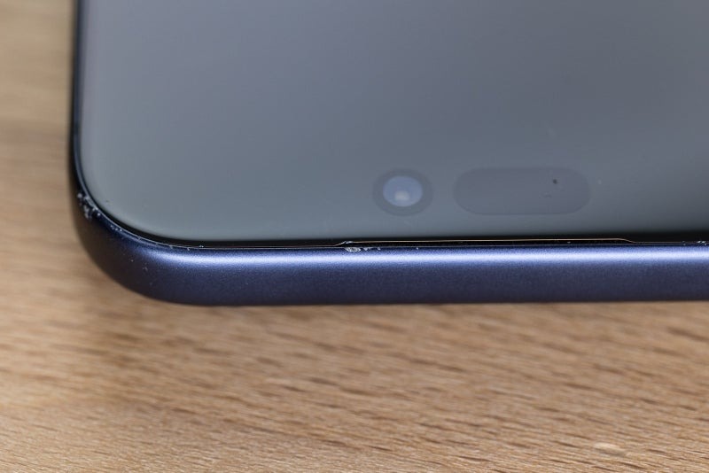 iPhone 17 Pro Max quá mềm- Ảnh 2. iPhone 17 Pro Max quá mềm- Ảnh 2.