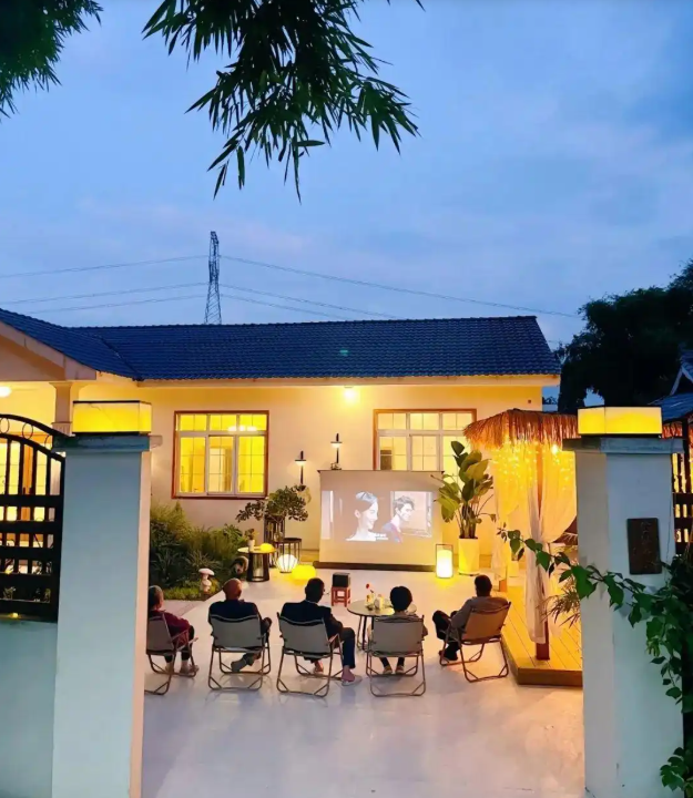 Con gái xây nhà 1,5 tỷ đồng cho cha mẹ dưỡng già ở quê: Không xa hoa, hào nhoáng nhưng thoải mái, ấm cúng hơn biệt thự nơi thành phố- Ảnh 8. Con gái xây nhà 1,5 tỷ đồng cho cha mẹ dưỡng già ở quê: Không xa hoa, hào nhoáng nhưng thoải mái, ấm cúng hơn biệt thự nơi thành phố- Ảnh 8.