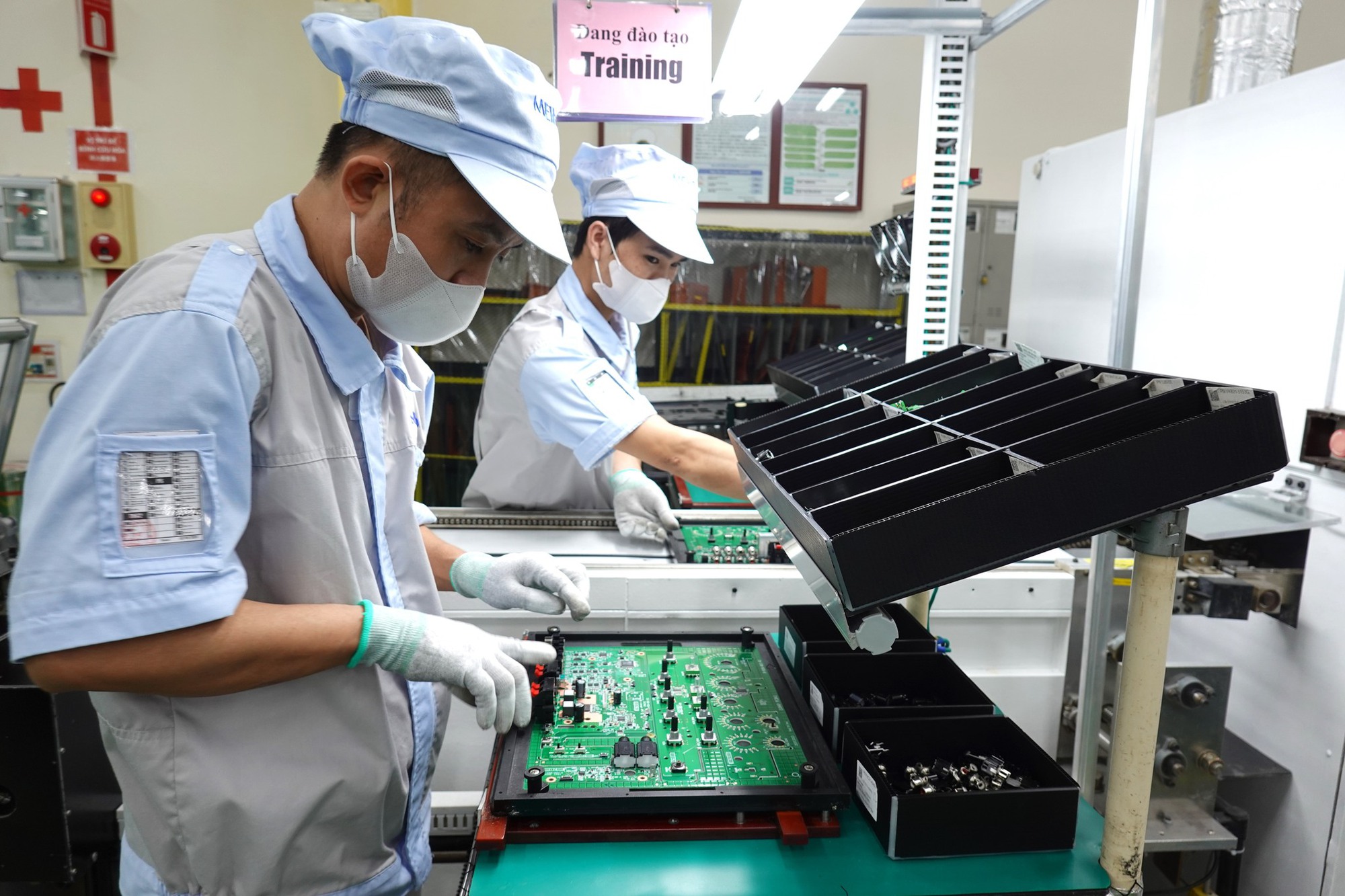 Gần 18.000 doanh nghiệp thành lập mới trong tháng 10/2025- Ảnh 1. Gần 18.000 doanh nghiệp thành lập mới trong tháng 10/2025- Ảnh 1.