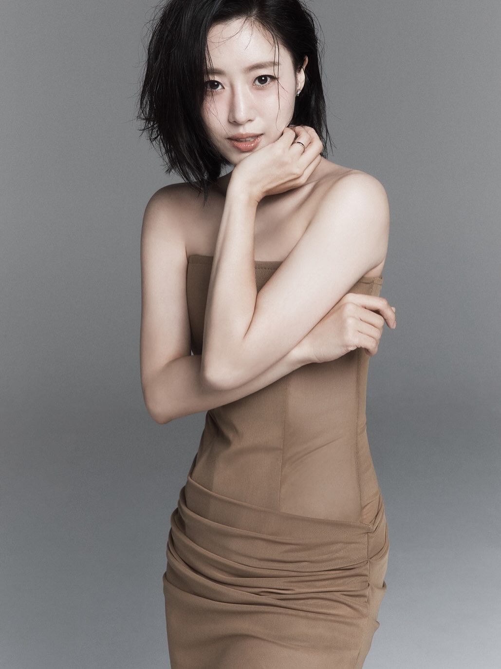 Chị Đẹp trong nhóm nhạc tuổi thơ lên xe hoa thật rồi, còn cầm hoa cưới đắt nhất thế giới- Ảnh 7. Chị Đẹp trong nhóm nhạc tuổi thơ lên xe hoa thật rồi, còn cầm hoa cưới đắt nhất thế giới- Ảnh 7.