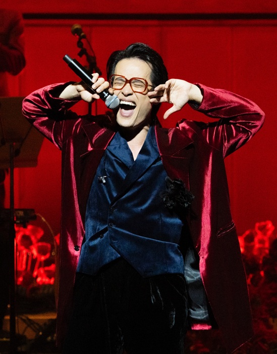 Cái đắt giá khó lý giải của nam ca sĩ chi 22 tỷ đồng từ thiện, sang tận Úc làm show- Ảnh 3.