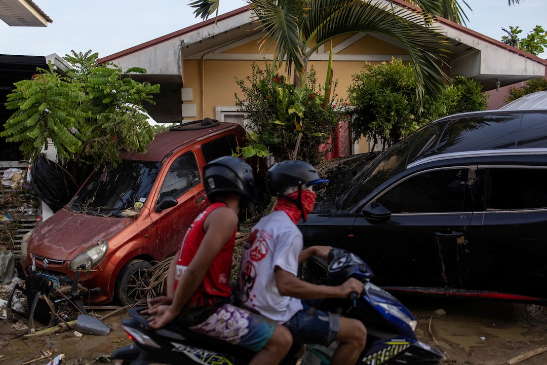 Bão cuồng phong Kalmaegi quá hung tàn, tất cả đều bị phá hủy: Những hình ảnh flycam lột tả sự thảm khốc- Ảnh 11. Bão cuồng phong Kalmaegi quá hung tàn, tất cả đều bị phá hủy: Những hình ảnh flycam lột tả sự thảm khốc- Ảnh 11.