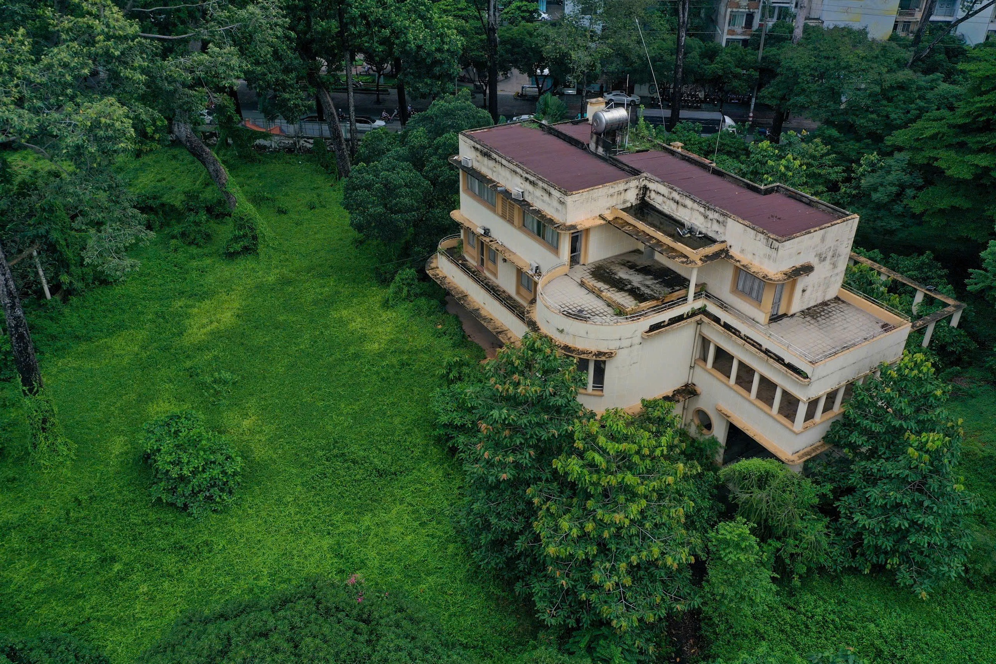 Sun Group cam kết hoàn thành khu tưởng niệm nạn nhân COVID-19 trước Tết Nguyên đán 2026- Ảnh 2. Sun Group cam kết hoàn thành khu tưởng niệm nạn nhân COVID-19 trước Tết Nguyên đán 2026- Ảnh 2.