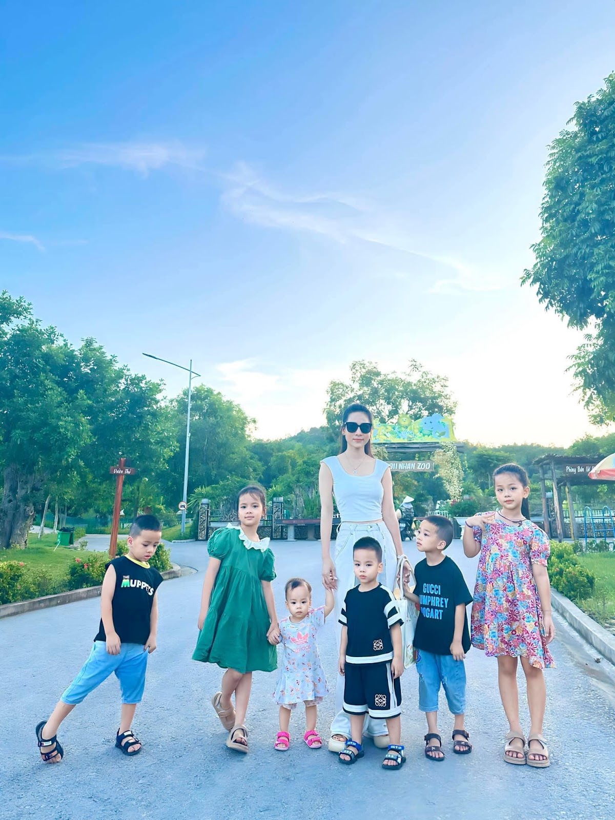 Mẹ 34 tuổi ở Nghệ An sinh 6 con, chồng đi làm xa một mình “cân” hết, chi phí nuôi con mới choáng- Ảnh 8. Mẹ 34 tuổi ở Nghệ An sinh 6 con, chồng đi làm xa một mình “cân” hết, chi phí nuôi con mới choáng- Ảnh 8.