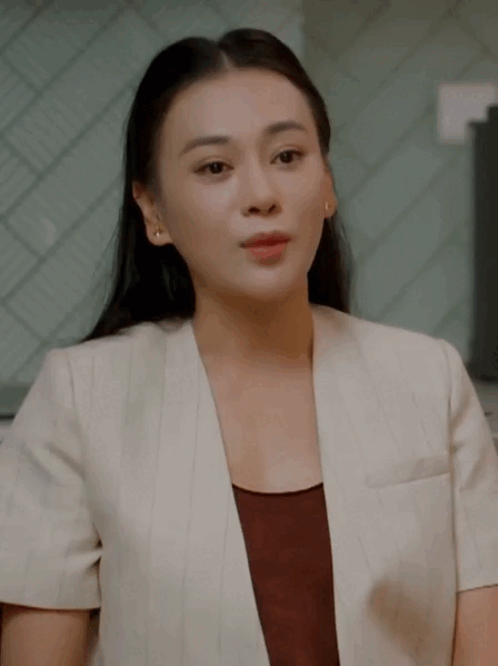 Lựa chọn của Phương Oanh- Ảnh 4. Lựa chọn của Phương Oanh- Ảnh 4.