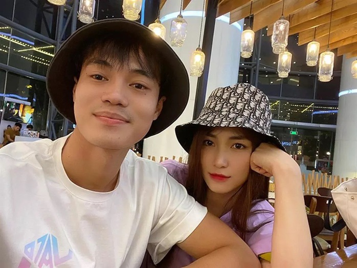 Hoà Minzy chặn Văn Toàn- Ảnh 2. Hoà Minzy chặn Văn Toàn- Ảnh 2.