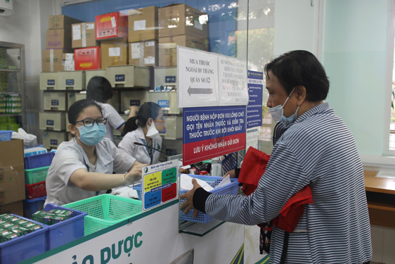 Sẵn sàng cho "phủ sóng" bảo hiểm y tế toàn dân- Ảnh 1. Sẵn sàng cho "phủ sóng" bảo hiểm y tế toàn dân- Ảnh 1.