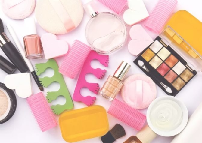 Nhận được tin báo, cảnh sát đột kích 1 kho hàng, tịch thu lượng lớn dầu gội giả Sunsilk, Dove, Head & Shoulders, Pantene... đang chuẩn bị tuồn ra thị trường- Ảnh 1.