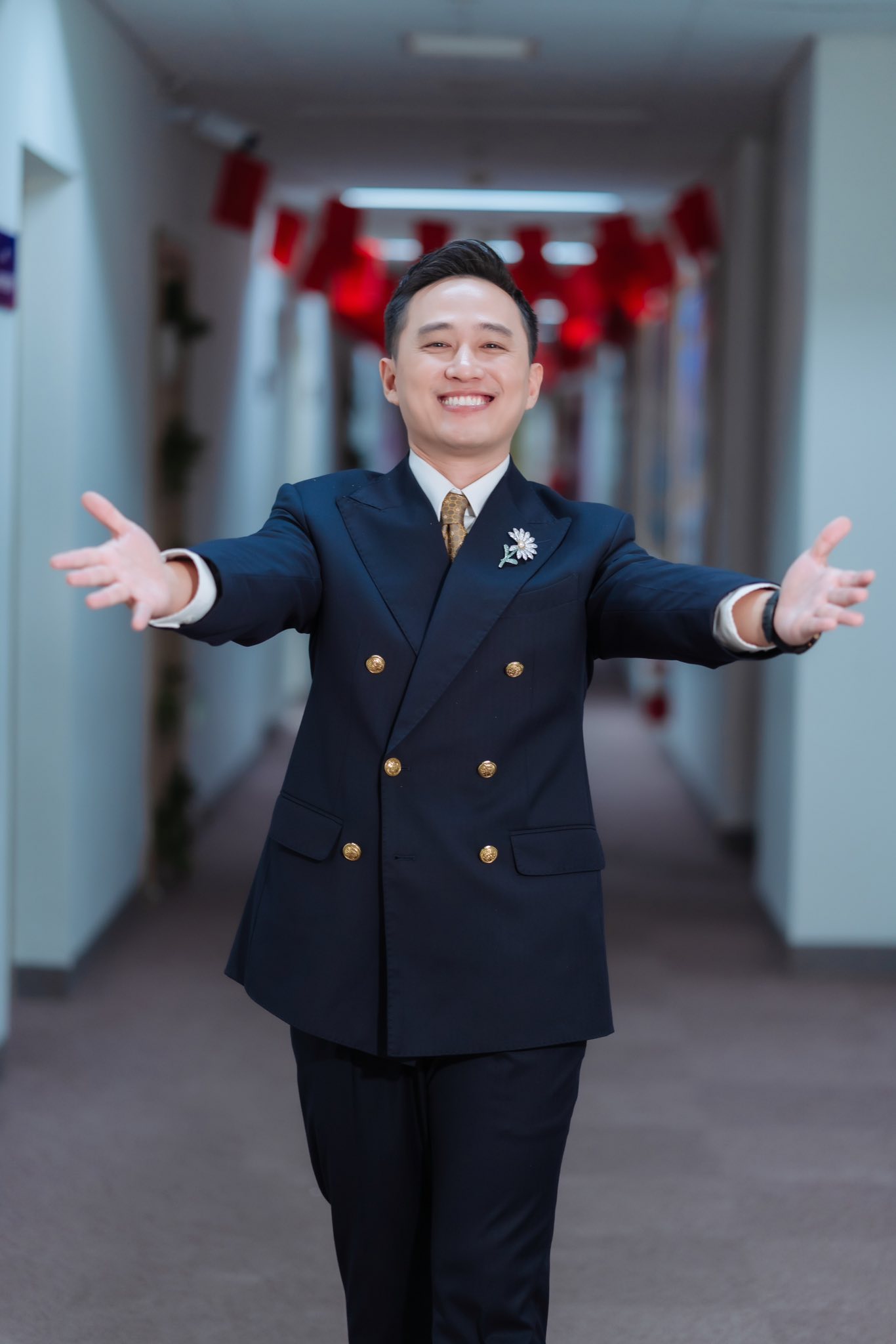 Lý do MC Ngọc Huy trở thành người dẫn chương trình Olympia- Ảnh 1.