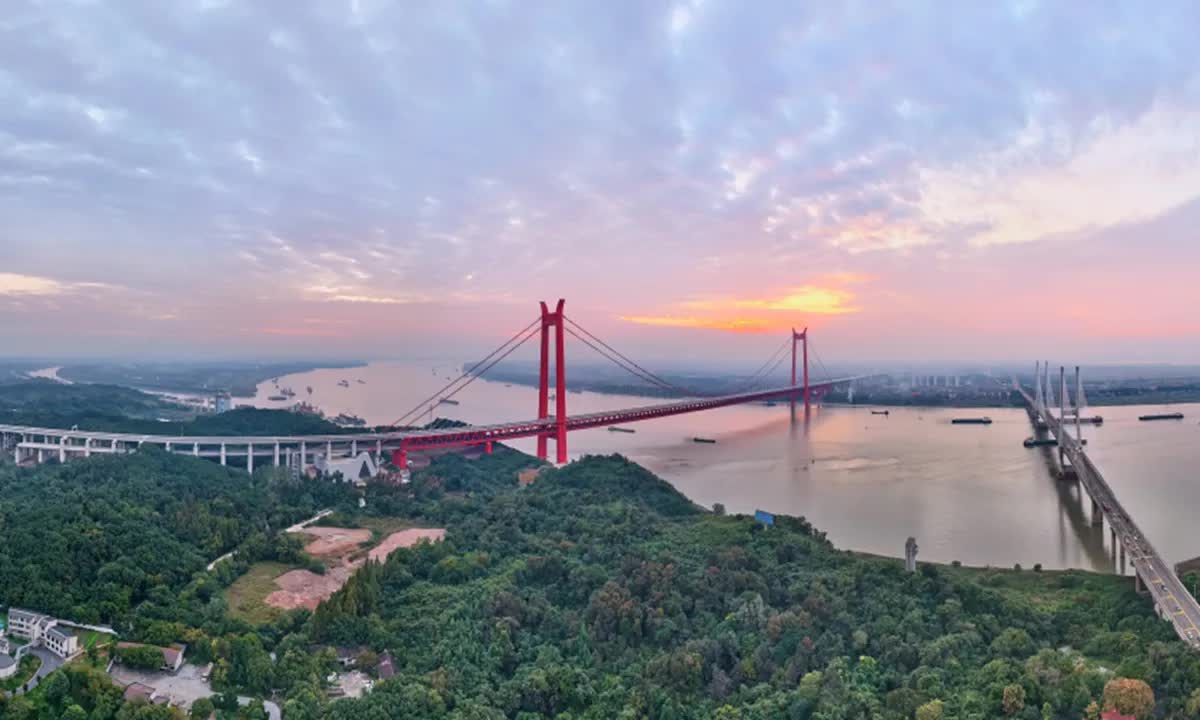 Trung Quốc chính thức thông xe cầu dây văng 2 tầng đầu tiên trên thế giới- Ảnh 2. Trung Quốc chính thức thông xe cầu dây văng 2 tầng đầu tiên trên thế giới- Ảnh 2.