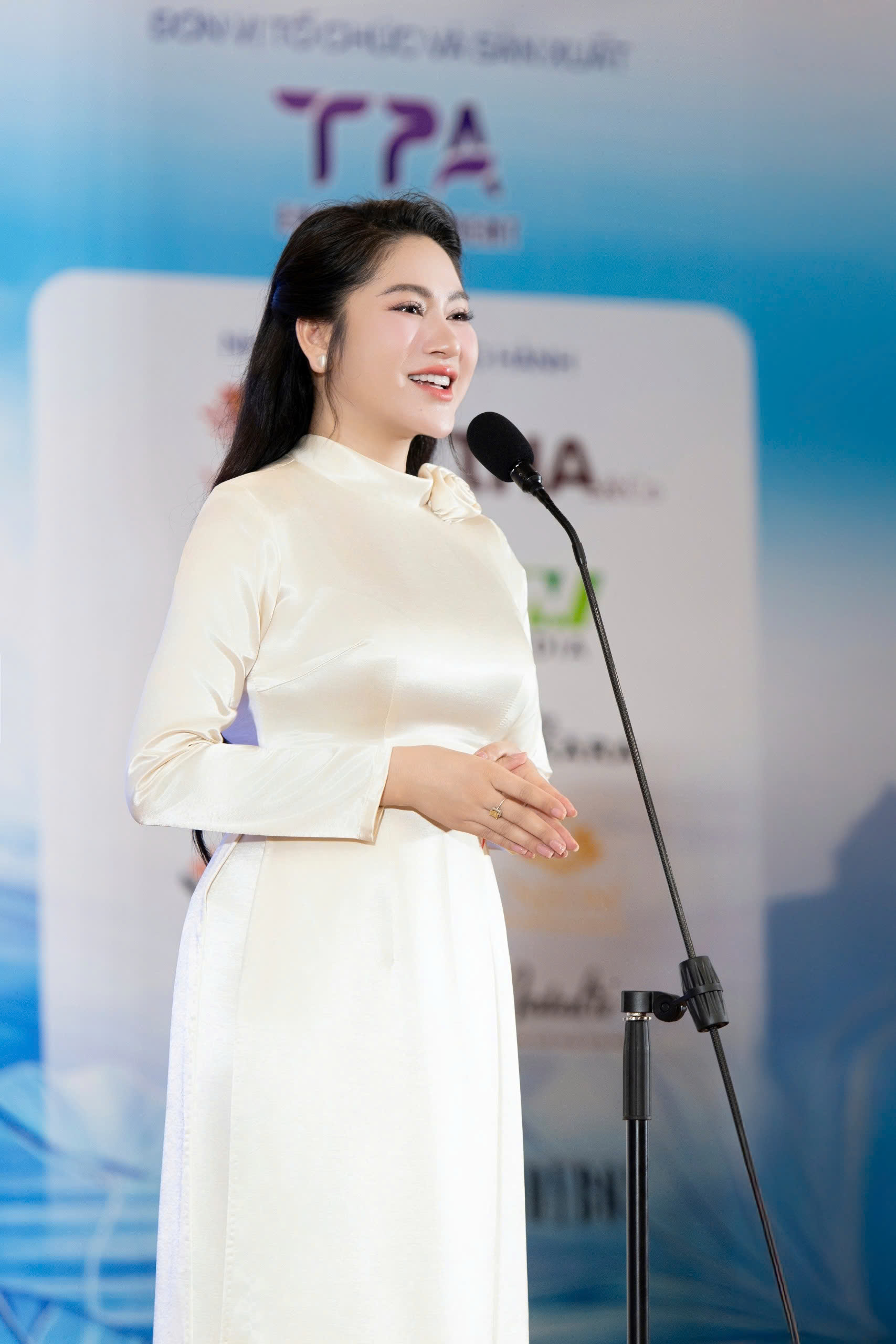 Nhan sắc 'không phải dạng vừa' của nữ sinh miền Tây trong vòng casting cuộc thi Hoa hậu Sinh viên Hòa bình Việt Nam 2025- Ảnh 4. Nhan sắc 'không phải dạng vừa' của nữ sinh miền Tây trong vòng casting cuộc thi Hoa hậu Sinh viên Hòa bình Việt Nam 2025- Ảnh 4.