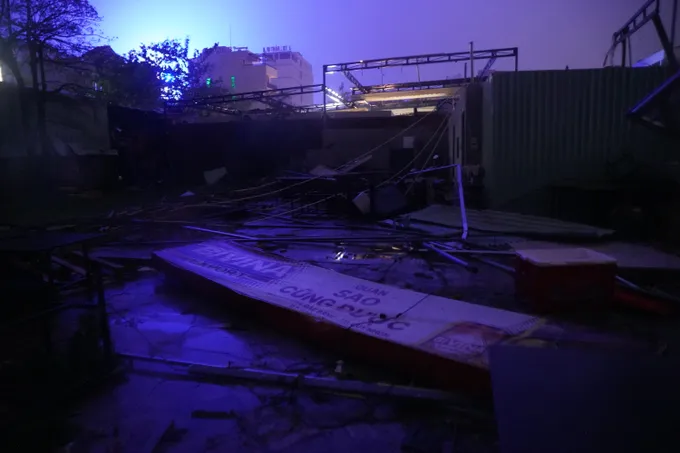 Cảnh tượng đau lòng khi bão số 13 đi qua- Ảnh 10.