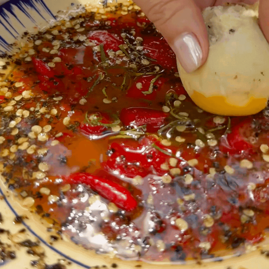 Hơn 1 triệu người "chảy nước miếng": Món ăn vặt miền Tây quen thuộc bỗng thành hiện tượng, bí quyết nằm ở thứ gia vị giản dị này!- Ảnh 13.