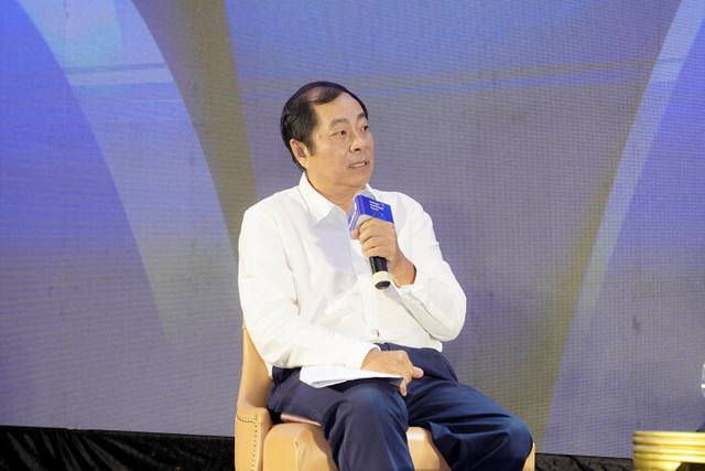 TS. Đinh Thế Hiển cảnh báo vòng xoáy “mua cao – bán cao”, giá bất động sản bị thổi phồng- Ảnh 1. TS. Đinh Thế Hiển cảnh báo vòng xoáy “mua cao – bán cao”, giá bất động sản bị thổi phồng- Ảnh 1.