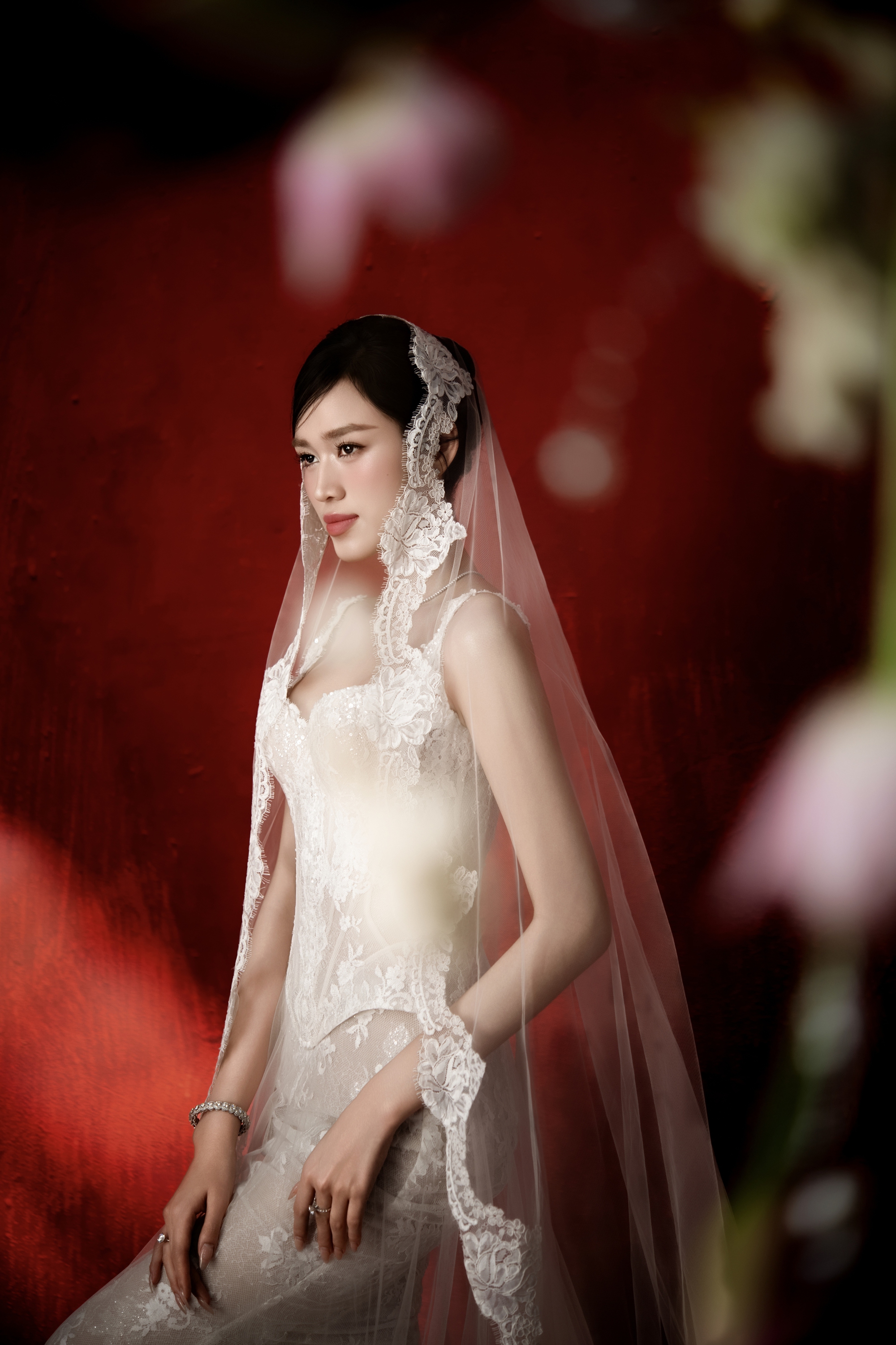 1 ngày trước đám cưới Đỗ Hà và thiếu gia: Lộ full 4 bộ ảnh cưới 