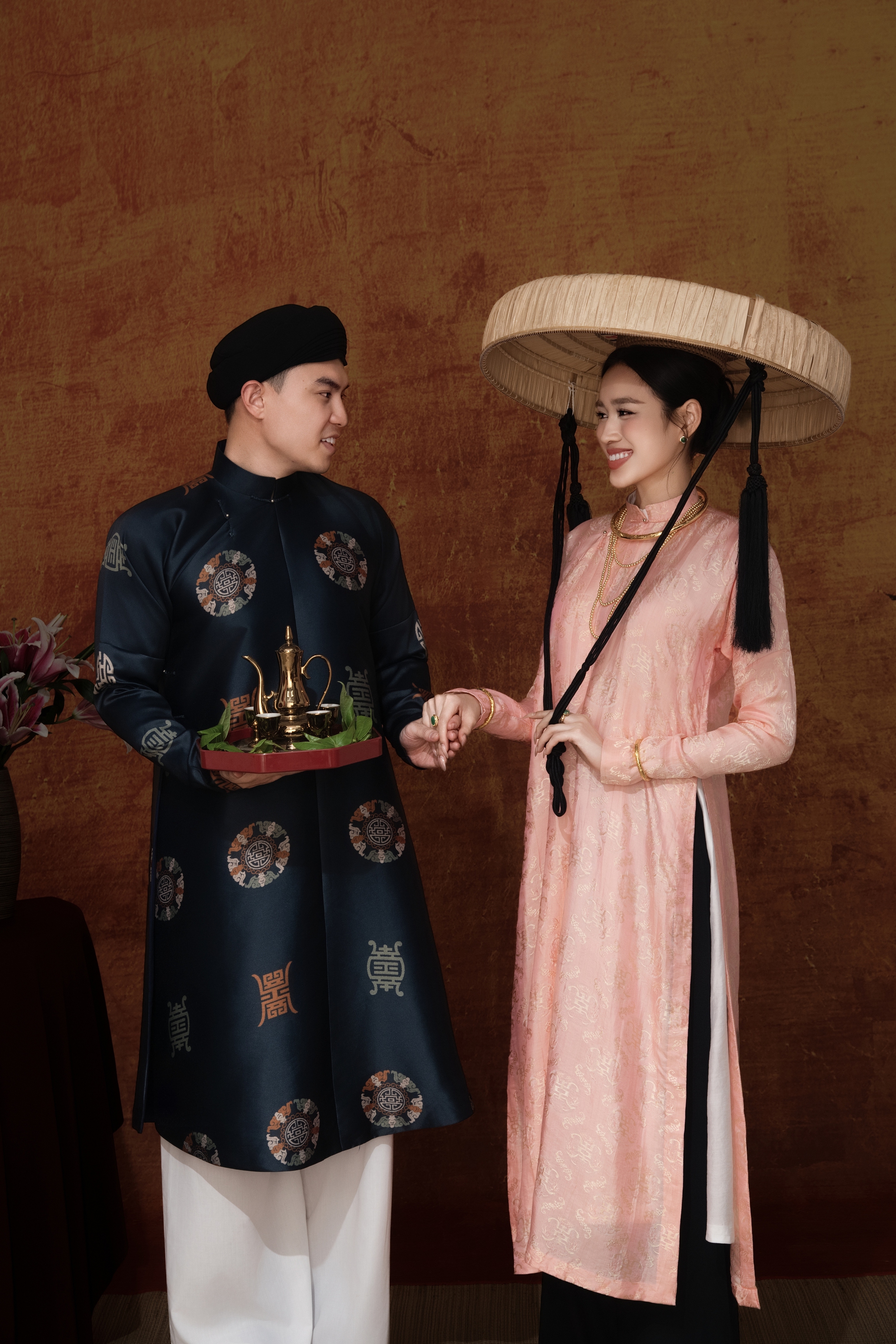 1 ngày trước đám cưới Đỗ Hà và thiếu gia: Lộ full 4 bộ ảnh cưới 