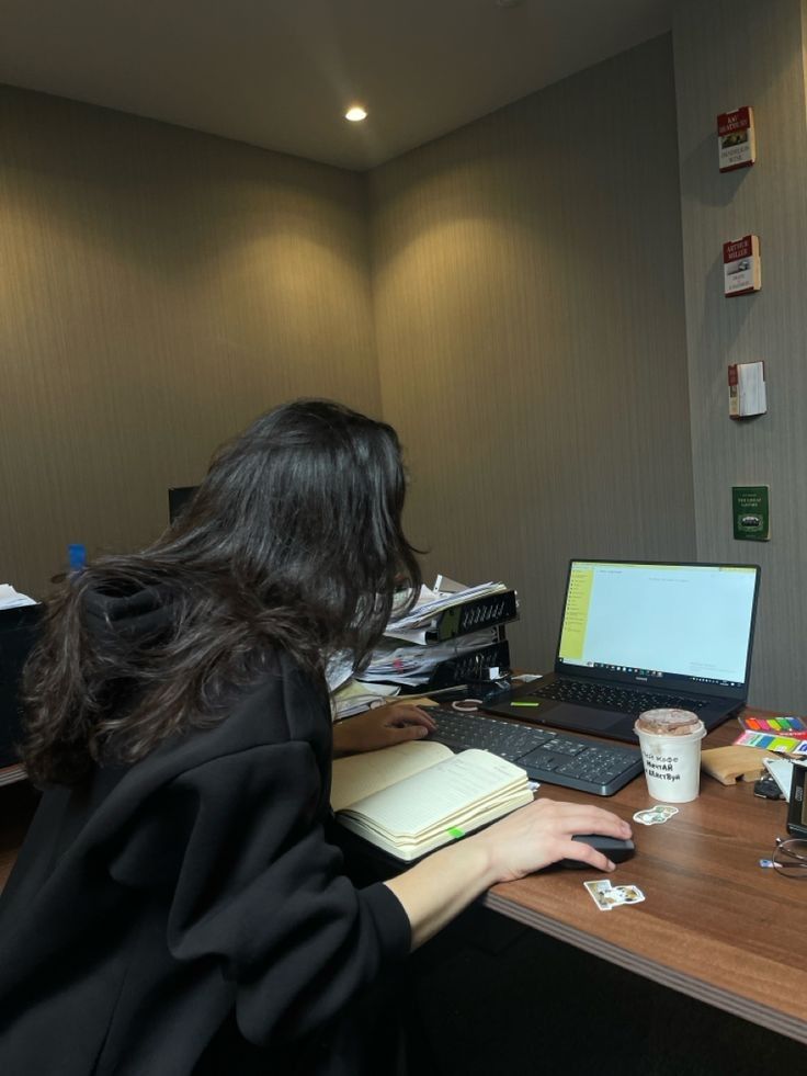 Thu nhập 80-100 triệu/tháng vẫn phiền não- Ảnh 1.