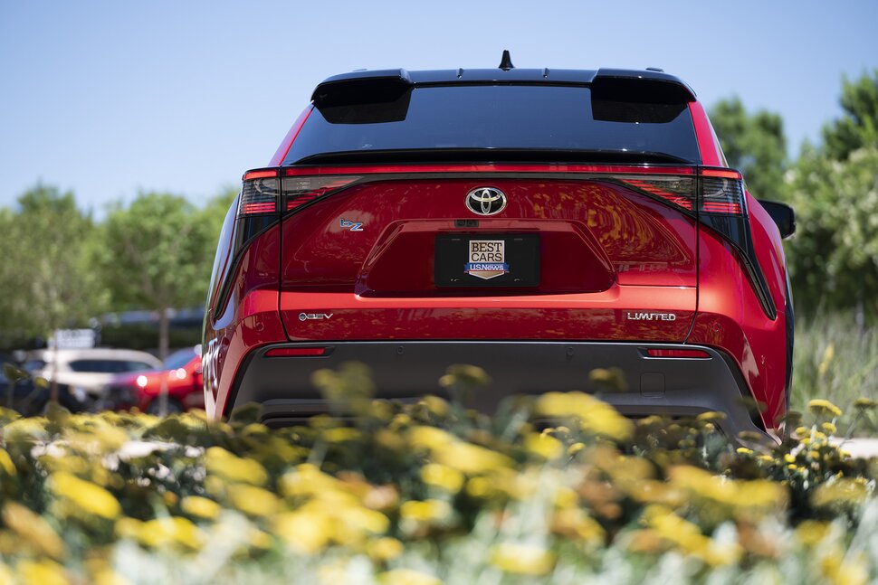 Toyota bZ4X 2026 bán thêm ở một thị trường gần Việt Nam: Giá quy đổi từ hơn 1,2 tỷ đồng, 2 bản, chạy 600km/sạc- Ảnh 13. Toyota bZ4X 2026 bán thêm ở một thị trường gần Việt Nam: Giá quy đổi từ hơn 1,2 tỷ đồng, 2 bản, chạy 600km/sạc- Ảnh 13.