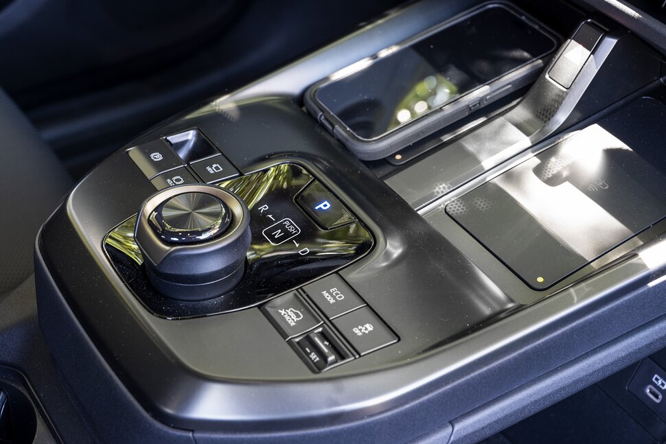 Toyota bZ4X 2026 bán thêm ở một thị trường gần Việt Nam: Giá quy đổi từ hơn 1,2 tỷ đồng, 2 bản, chạy 600km/sạc- Ảnh 16. Toyota bZ4X 2026 bán thêm ở một thị trường gần Việt Nam: Giá quy đổi từ hơn 1,2 tỷ đồng, 2 bản, chạy 600km/sạc- Ảnh 16.