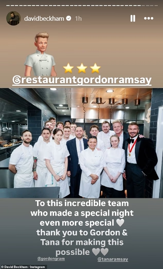 David Beckham được phong tước hiệp sĩ, động thái của đầu bếp nghiện đồ Việt gây chú ý- Ảnh 4. David Beckham được phong tước hiệp sĩ, động thái của đầu bếp nghiện đồ Việt gây chú ý- Ảnh 4.