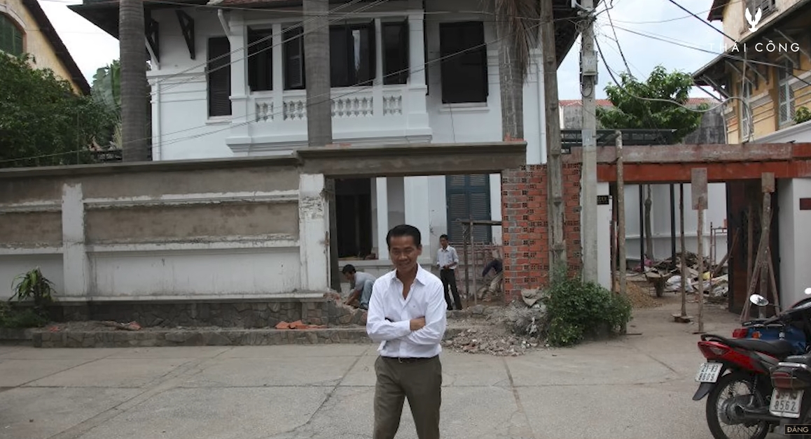 Bên trong căn nhà cổ hơn 100 năm của Quách Thái Công ở khu "đất vàng" TP.HCM- Ảnh 4. Bên trong căn nhà cổ hơn 100 năm của Quách Thái Công ở khu "đất vàng" TP.HCM- Ảnh 4.