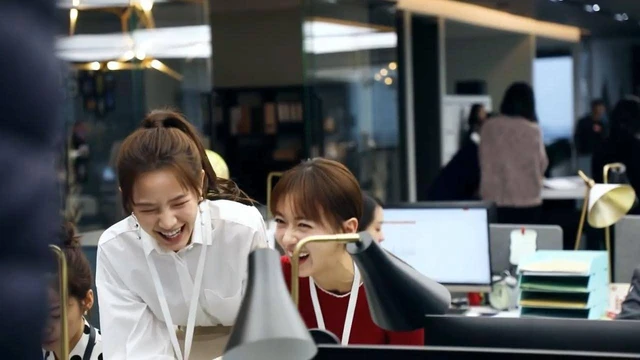 Sếp hỏi đồng nghiệp khác làm việc thế nào: Người bình thường bối rối, người EQ cao chỉ nói 1 câu vừa ghi điểm vừa không làm mất lòng ai- Ảnh 2. Sếp hỏi đồng nghiệp khác làm việc thế nào: Người bình thường bối rối, người EQ cao chỉ nói 1 câu vừa ghi điểm vừa không làm mất lòng ai- Ảnh 2.