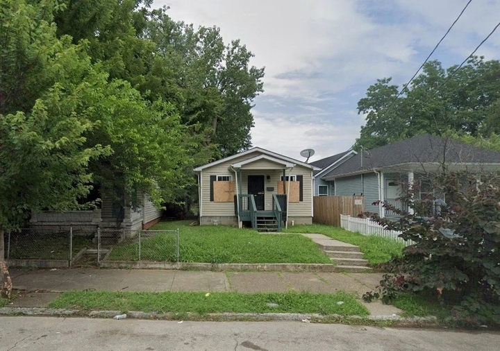 Nhà 5 phòng ngủ giá chỉ 1 USD vẫn khó bán- Ảnh 3.