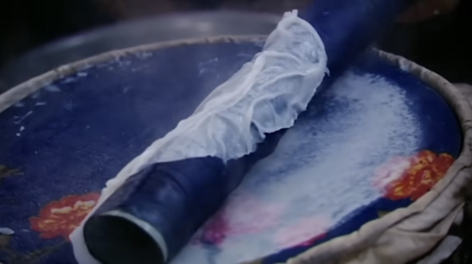 Đầu bếp 17 sao Michelin thế giới ngồi khúm núm ăn xôi ở Việt Nam- Ảnh 3. Đầu bếp 17 sao Michelin thế giới ngồi khúm núm ăn xôi ở Việt Nam- Ảnh 3.