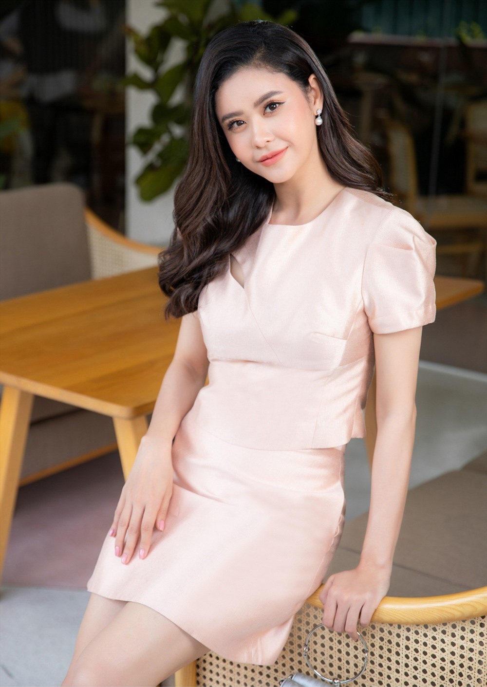 Nữ diễn viên ly hôn vẫn từng ở chung nhà chồng cũ: U40 trẻ đẹp, sống chậm sau biến cố sức khỏe- Ảnh 4. Nữ diễn viên ly hôn vẫn từng ở chung nhà chồng cũ: U40 trẻ đẹp, sống chậm sau biến cố sức khỏe- Ảnh 4.